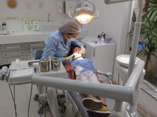 Dentist